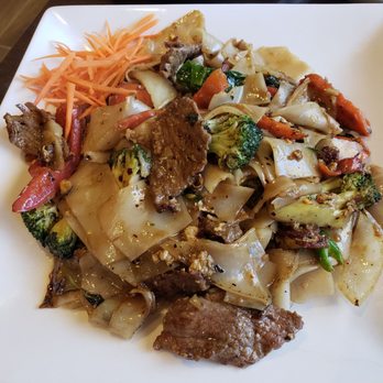 Cherry Thai Cafe - Beef drunken noodles. - Thai Near Me - Aurora, Colorado