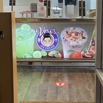Veros Ice Cream - a view of a vero ice cream parlor - Ice Cream & Frozen Yogurt Near Me - Hemet, California Veros Ice Cream - a view of a vero ice cream parlor - Ice Cream & Frozen Yogurt Near Me - Hemet, California