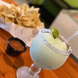 Miranda's Fresh Mexican Food - Frozen Margarita, Chip, and Salsa!!!