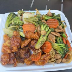 Famous Wok