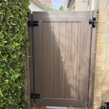 Irvine Fence - New gate - outside - Fences & Gates Near Me - Anaheim, California Irvine Fence - New gate - outside - Fences & Gates Near Me - Anaheim, California
