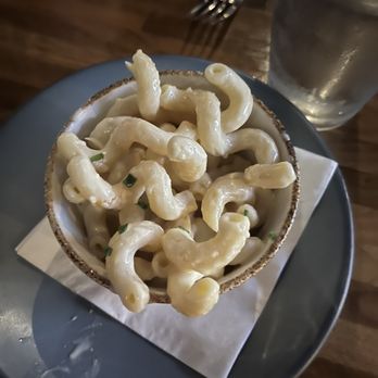 G Pub - Side Macaroni and Cheese - Gastropubs Near Me - Providence, Rhode Island