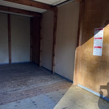 PODS Moving & Storage - You can see the moisture on the wood especially at the seams - Self Storage Near Me - Spring Hill, Florida PODS Moving & Storage - You can see the moisture on the wood especially at the seams - Self Storage Near Me - Spring Hill, Florida