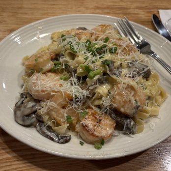 Carrabba's Italian Grill - Fettuccine Weesie - Italian Near Me - Hunt Valley, Maryland Carrabba's Italian Grill - Fettuccine Weesie - Italian Near Me - Hunt Valley, Maryland