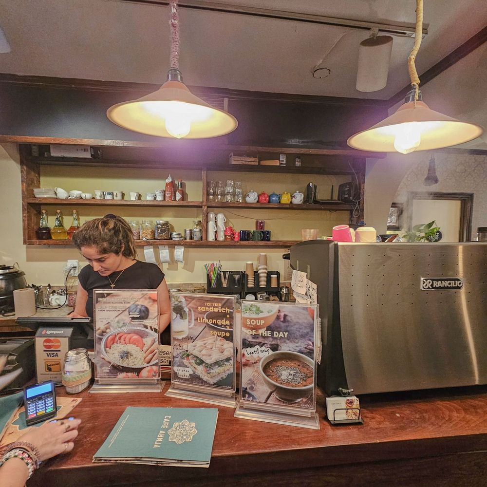 Cafe Aunja - Cafes Near Me - Montreal, Quebec