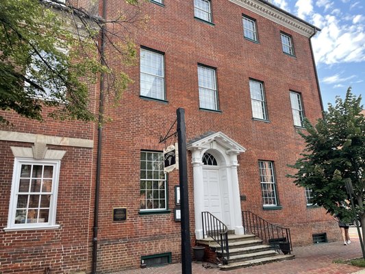 Gadsby's Tavern by null