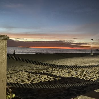 Lost Pier Cafe - Cafes Near Me - Laguna Beach, California Lost Pier Cafe - Cafes Near Me - Laguna Beach, California