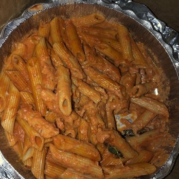 Ciro's Lasagna House - Penne a la vodka - Pizza Near Me - Harrisonburg, Virginia