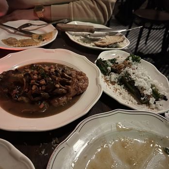 Donna's - Chicken Marsala and broccolini - Italian Near Me - Los Angeles, California Donna's - Chicken Marsala and broccolini - Italian Near Me - Los Angeles, California