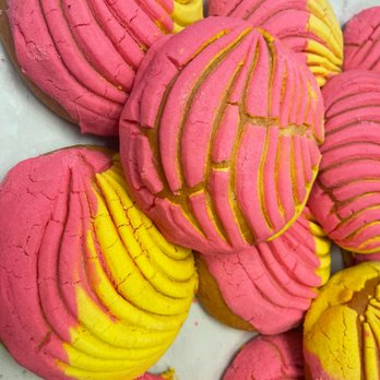Jenny's Bakery - pink and yellow cookies - Bakeries Near Me - South Bend, Indiana Jenny's Bakery - pink and yellow cookies - Bakeries Near Me - South Bend, Indiana