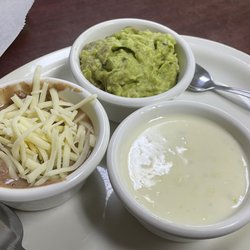 Paraiso Mexican Restaurant - Trio appetizer - bean dip, cheese dip, guacamole