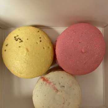Sugar Bee's Bakery - More Yummy Macaroons - Bakeries Near Me - Las Vegas, Nevada Sugar Bee's Bakery - More Yummy Macaroons - Bakeries Near Me - Las Vegas, Nevada