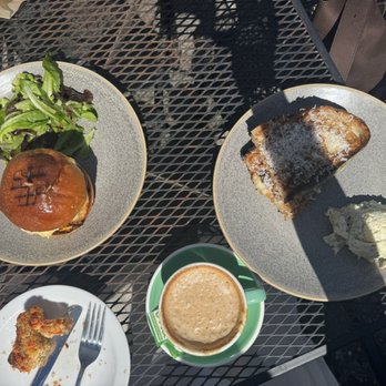 Creekside Bakery - Bakeries Near Me - Novato, California
