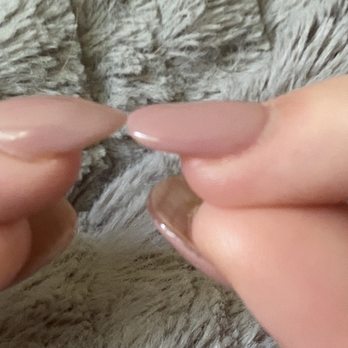 Central Nails - Same nail on each hand (middle finger), complexity different application - Nail Salons Near Me - Wakefield, Rhode Island