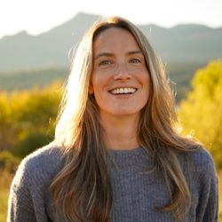 Hood River Chiropractic and Wellness - Dr. Andie Young