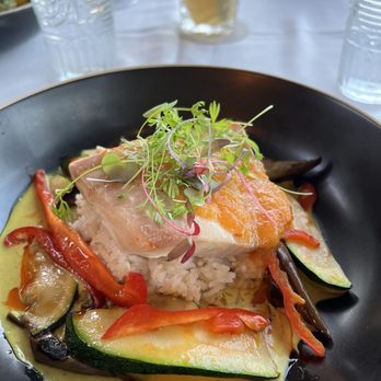 The Banyan Tree - Mahi-mahi special! Delicious!!! - Seafood Near Me - Kapalua, Hawaii The Banyan Tree - Mahi-mahi special! Delicious!!! - Seafood Near Me - Kapalua, Hawaii
