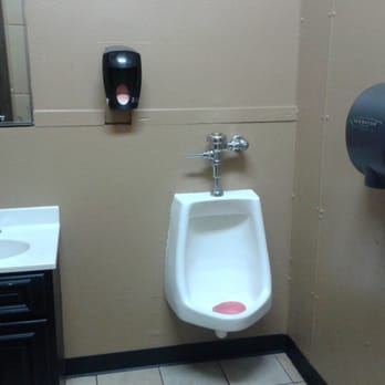bp - Clean urinal, sink and air dryer - Gas Stations Near Me - Charlotte, North Carolina