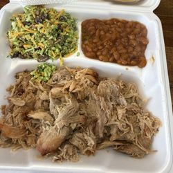 Joe Mo's Ba-Ba-Que - Pulled pork plate with baked beans and broccoli salad