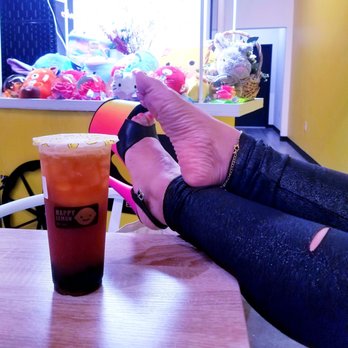 Happy Lemon - She always makes me happier than the happiest of lemons - Juice Bars & Smoothies Near Me - Katy, Texas Happy Lemon - She always makes me happier than the happiest of lemons - Juice Bars & Smoothies Near Me - Katy, Texas
