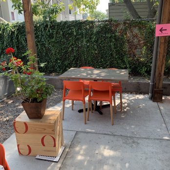 Pomella - Middle Eastern Near Me - Oakland, California