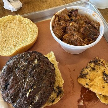 Owens & Hull - Brisket burger with cheese pulled off and side of chili - Barbeque Near Me - Mableton, Georgia Owens & Hull - Brisket burger with cheese pulled off and side of chili - Barbeque Near Me - Mableton, Georgia