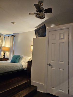 Balcony Guest House Bed and Breakfast by null
