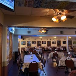 Hurley Mountain Inn - Dining room