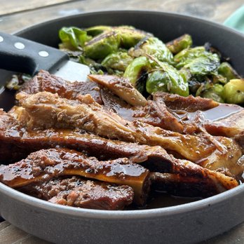 Nosh Eatery - Pork ribs and Brussel sprouts - New American Near Me - Florence, Oregon