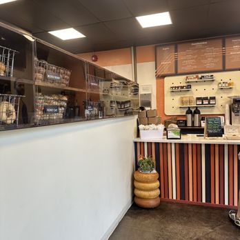 Bears Bagels - Inside - Bagels Near Me - Hilliard, Ohio Bears Bagels - Inside - Bagels Near Me - Hilliard, Ohio