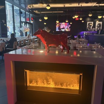 STK Chelsea - Steakhouses Near Me - New York, New York