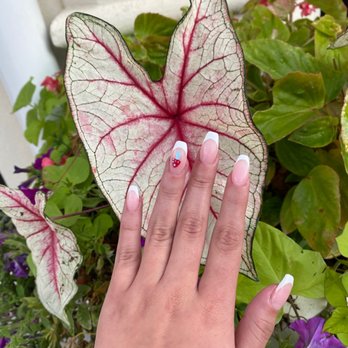 Les Mains Nail Bar - sns by summer - Nail Salons Near Me - Atlanta, Georgia