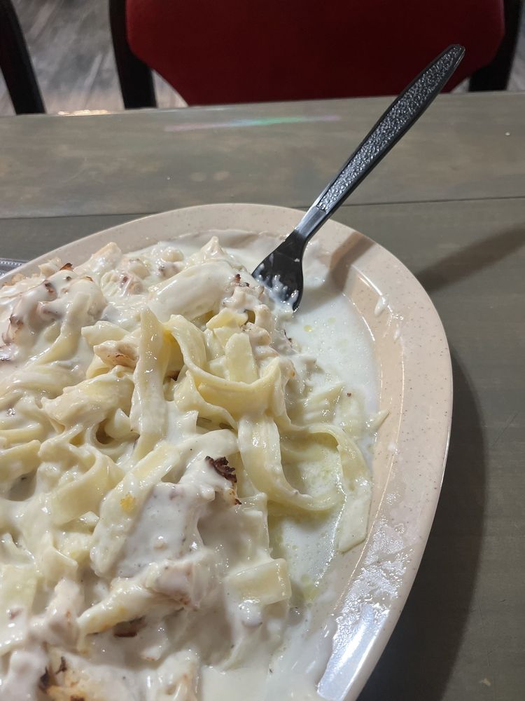 BIG CHEESE PIZZA Updated September 2024 10 Reviews 1010 Main St