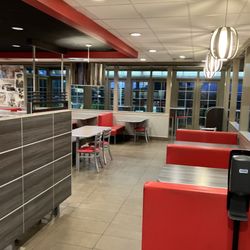 Carl's Jr