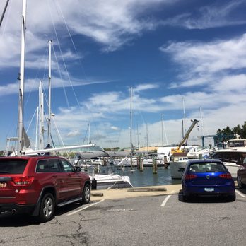 Bread and Butter Kitchen - The view - Breakfast & Brunch Near Me - Annapolis, Maryland