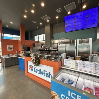 Kettlefish - Counter - Seafood Near Me - Silverdale, Washington