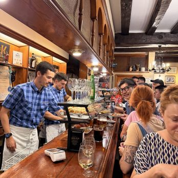 Txepetxa - Tapas Bars Near Me - Donostia / San Sebastián, SS Txepetxa - Tapas Bars Near Me - Donostia / San Sebastián, SS