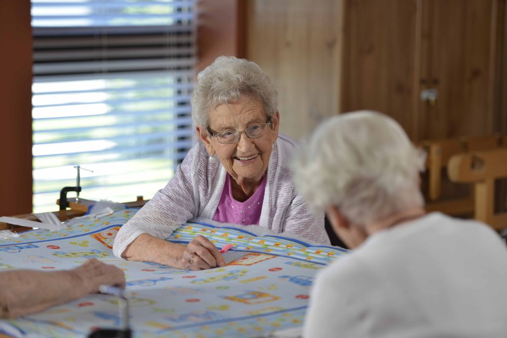 APPLEWOOD RETIREMENT RESIDENCE Updated August 2024 14 Photos 1500