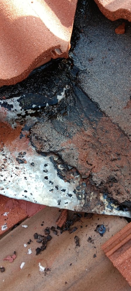 Slide of Deras Roofing & Remodelacio