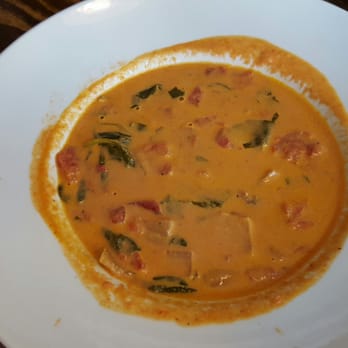Café Hollander Hilldale - Tomato basil soup - American Near Me - Madison, Wisconsin Café Hollander Hilldale - Tomato basil soup - American Near Me - Madison, Wisconsin