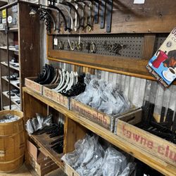 Village Salvage - Metal shelf brackets