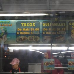 Supertacos Chupacabras - Mini tacos $1