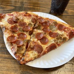 Old School NY Pizza - Sausage and pepperoni