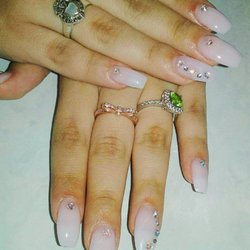 Nails by Vee