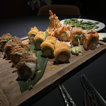 Feng Chophouse - Spicy 2 in 1 Roll Surf and Turf Roll Autumn in CT Roll - Sushi Bars Near Me - Hartford, Connecticut Feng Chophouse - Spicy 2 in 1 Roll Surf and Turf Roll Autumn in CT Roll - Sushi Bars Near Me - Hartford, Connecticut