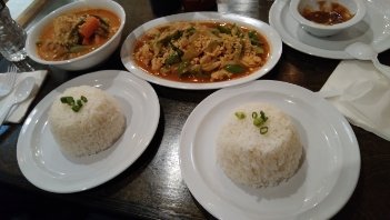 Daleng Restaurant by null