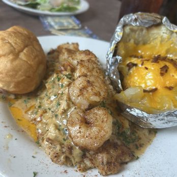 Nina P's Cafe - Cajun/Creole Near Me - Lake Charles, Louisiana