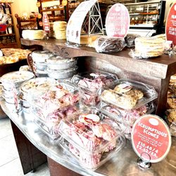 Great Harvest Bread - Holladay - Tons of tasty baked goods