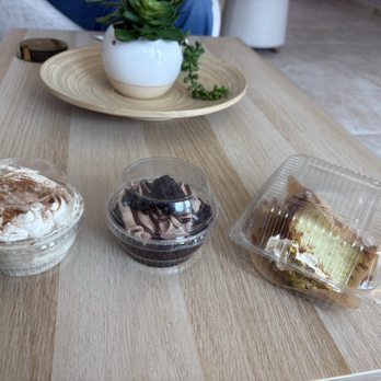 Bakelux Artisan Sweet - La selección de postre de hoy. - Cafes Near Me - Caguas, Puerto Rico Bakelux Artisan Sweet - La selección de postre de hoy. - Cafes Near Me - Caguas, Puerto Rico