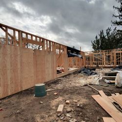 Rdz Construction - Building the frame

#framing#construction #rdzconstruction #fyp #paratii #generalcontractor #rdzconst