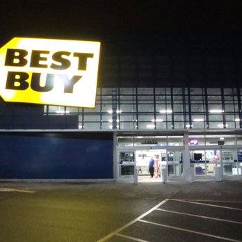 Best Buy Coon Rapids - Front of the building, view looking east. - Appliances & Repair Near Me - Coon Rapids, Minnesota
